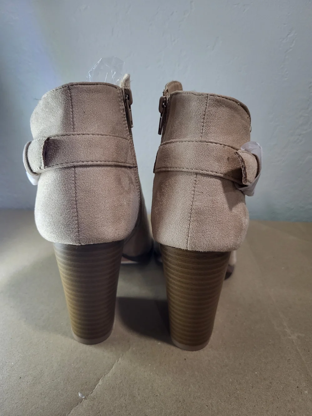 Cutout Neutral Peep-Toe Block Heel Sandals